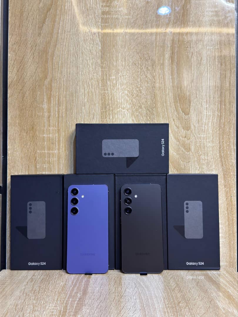 Samsung Galaxy S24 (Open box)