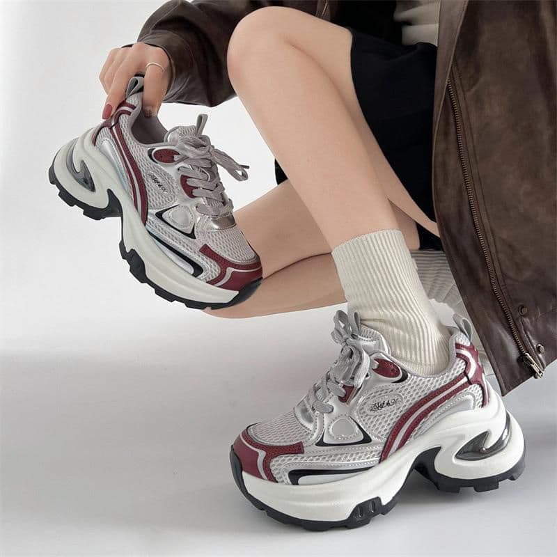 Sneaker shoes